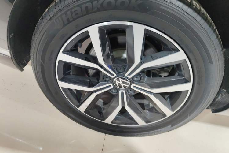 Used Volkswagen Magotan 2020 330TSI DSG Leading Model
