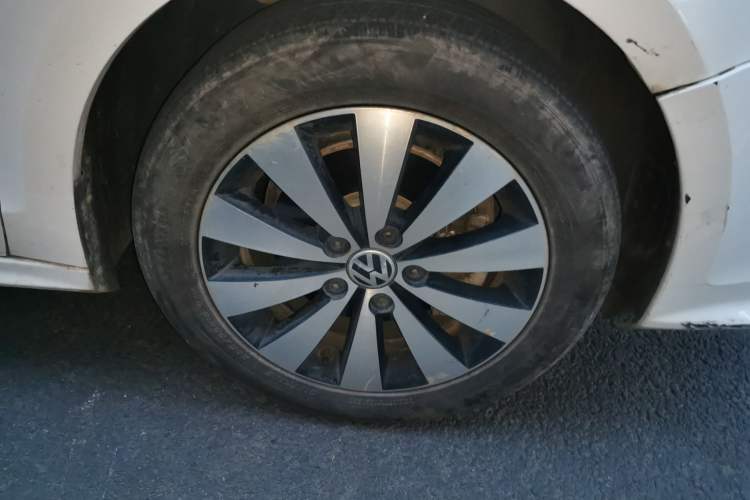 Used Volkswagen Sagitar 2017 230TSI Automatic Comfort Version