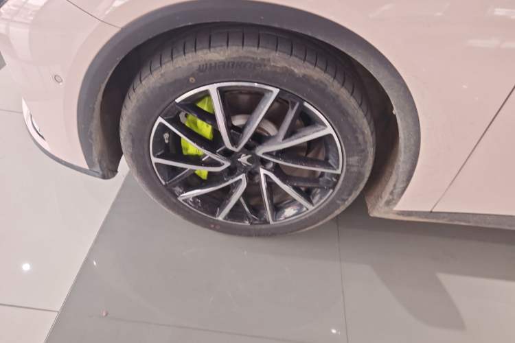 Used ARCFOX Alpha S5 2024 560MAX 185kW