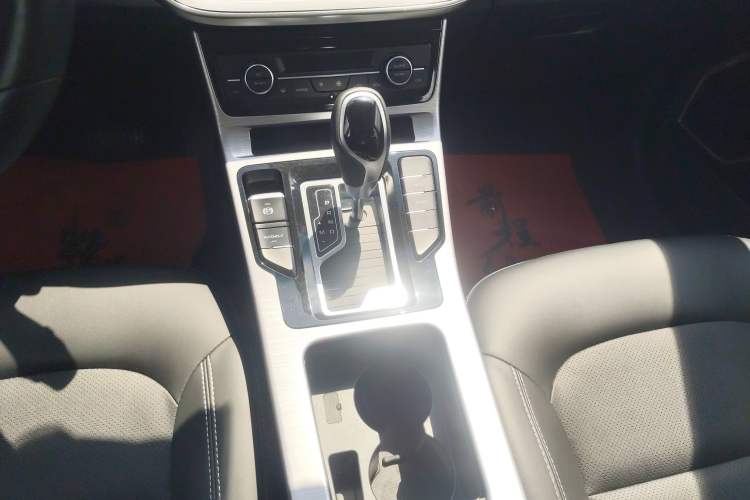 Used Geely Auto Emgrand GS 2019 1.4T CVT Edition Gear Lever
