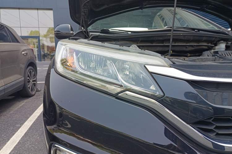 Used Honda CR-V 2016 2.0L two-wheel drive Urban Edition Right Front Headlight