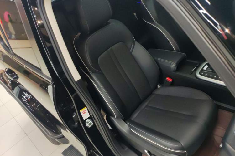 Used Tank 300 2023 City Edition 2.0T—Stylish as Ever