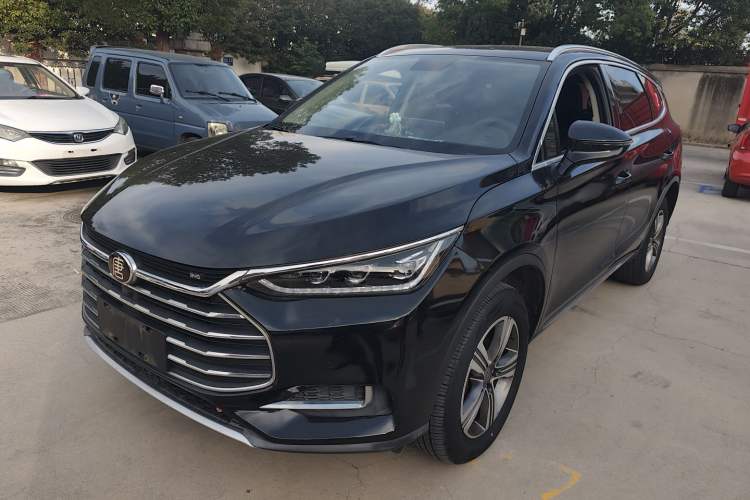 Used BYD Tang 2019 2.0T Automatic SmartConnect Luxury Edition 5 Seats China VI Standard