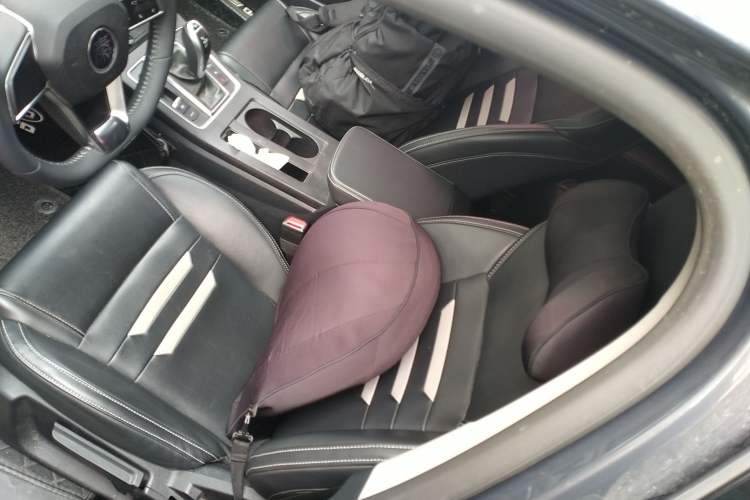 Used BYD Qin Pro 2020 Beyond Edition 1.5TI Automatic Prestige Version Left Front Seat