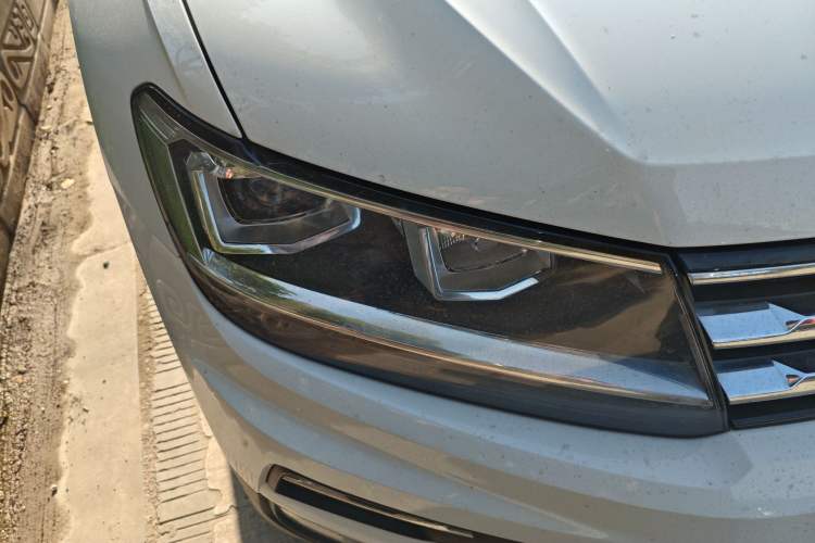 Used Volkswagen Tiguan L 2021 330TSI Automatic Two-Wheel Drive Smart Edition
