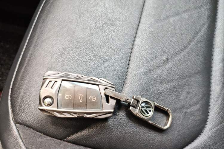 Used Volkswagen Tiguan L 2018 330TSI Automatic Two-Wheel Drive Luxury Edition