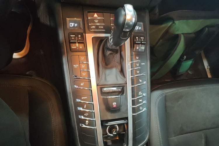 Used Porsche Macan 2017 Macan S 3.0T
