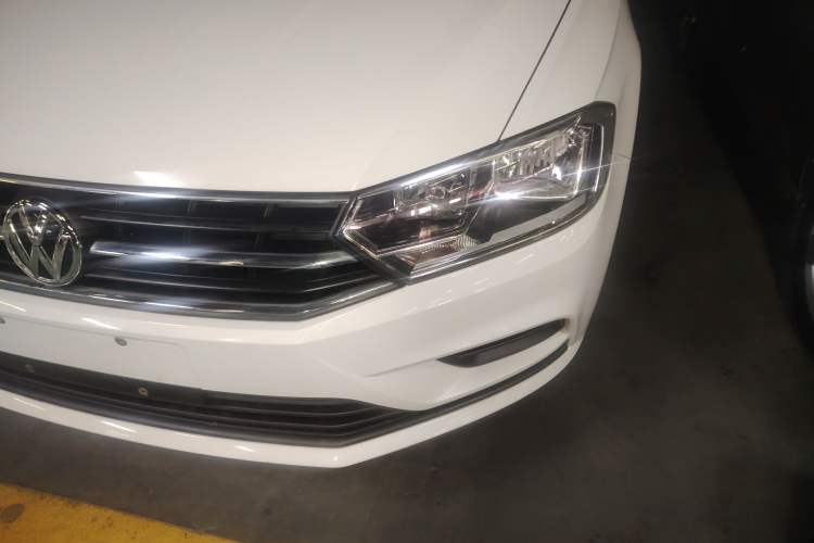 Used Volkswagen Bora 2016 1.6L Automatic Fashion Model
