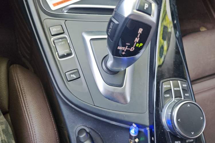 Used BMW 3 Series 2019 320Li Fashion Model
