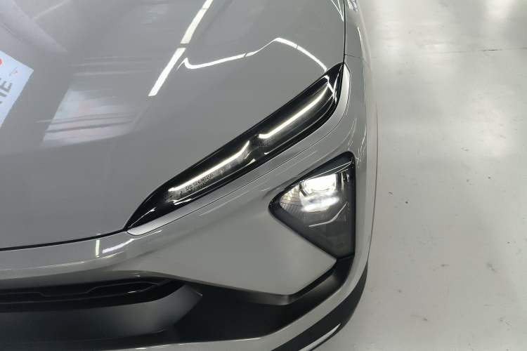 Used Nio EC6 2020 465 km Sport Edition
