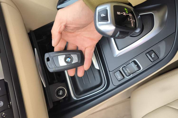 Used BMW 3 Series 2015 320Li Luxury Edition Fashion Model