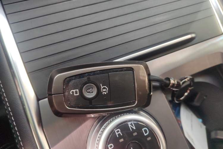 Used Ford Explorer 2023 EcoBoost 285 Four-Wheel Drive Stylish Plus Version 7 Seats
