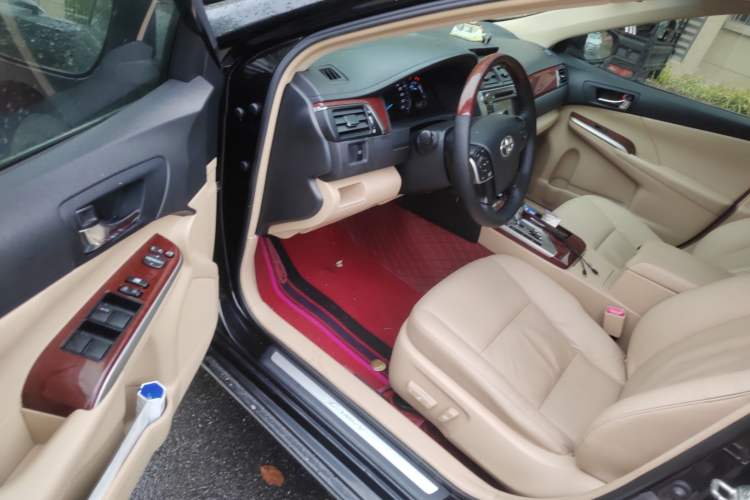 Used Toyota Camry 2012 2.0G Luxury Edition Driver Seat