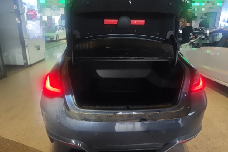 Used BMW i3 2024 eDrive 40 L Midnight Edition
