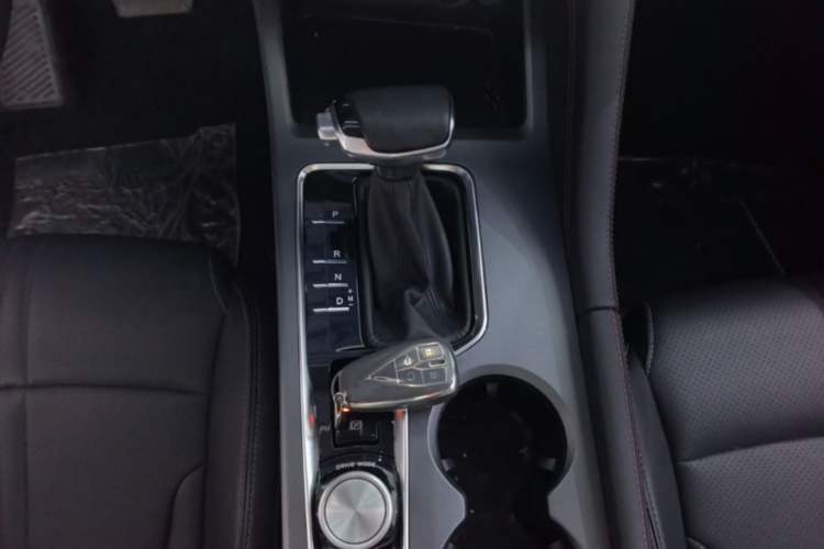 Used CHANGAN CS75 PLUS 2022 Classic Edition 1.5T Automatic Pioneer Model
