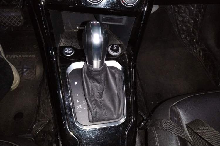 Used Volkswagen T-ROC 2020 280TSI DSG Two-Wheel Drive Comfort Version