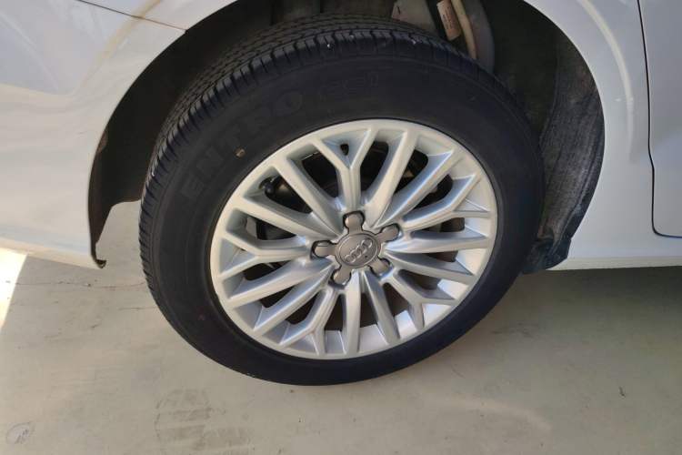 Used Audi A3 2014 Limousine 35 TFSI Automatic Advanced Model
