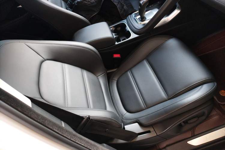 Used Jaguar E-PACE 2018 P250 S China VI
