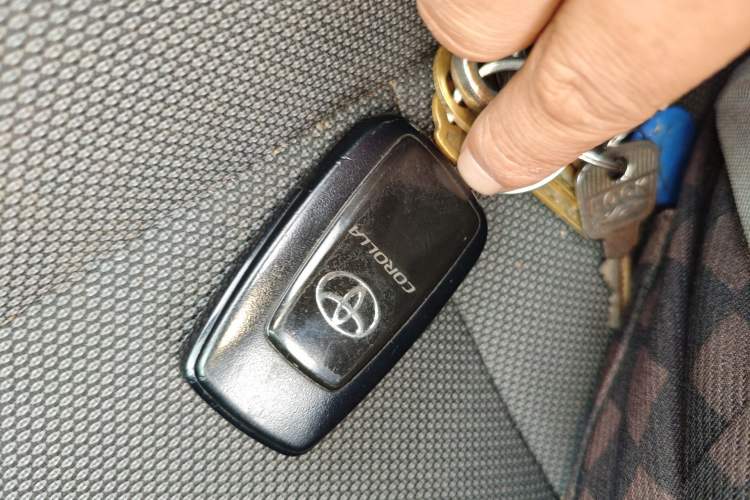 Used Toyota Corolla 2021 TNGA 1.5L CVT Elite Edition Vehicle Key