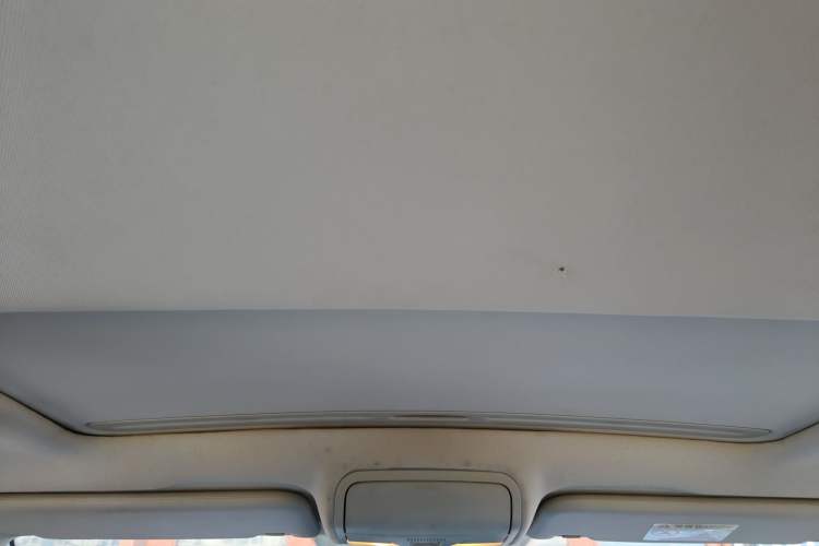 Used Bestune X40 2017 1.6L Automatic Prestige Edition Headliner