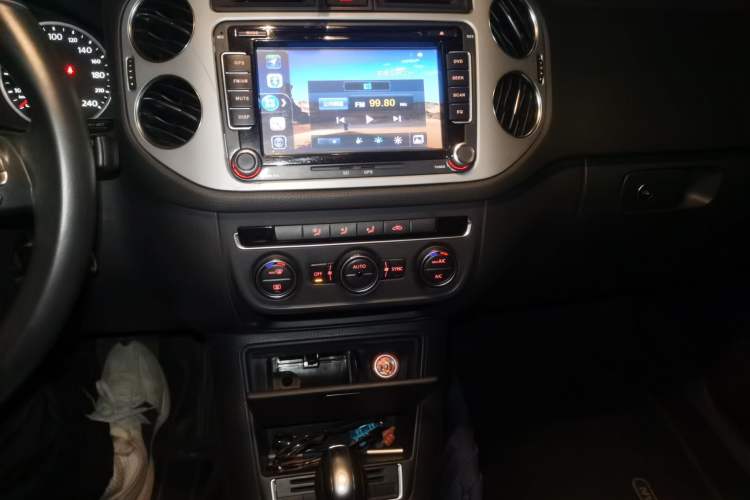 Used Volkswagen Tiguan L 2013 1.8 TSI Automatic Two-Wheel Drive Comfort Edition