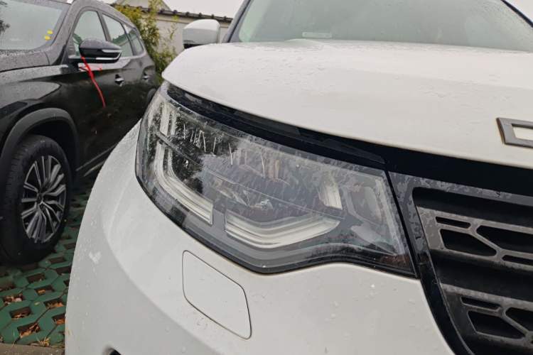 Used Land Rover Discovery 2017 3.0 SC V6 SE