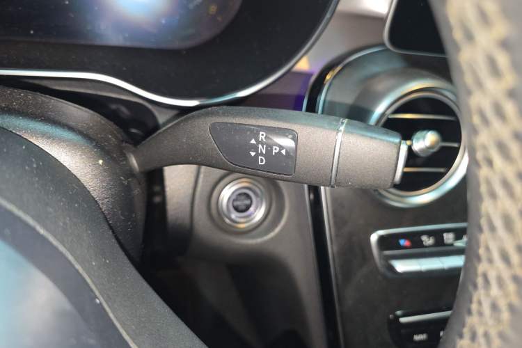 Used Mercedes-Benz C-Class 2020 C 260 Coupe Gear Lever