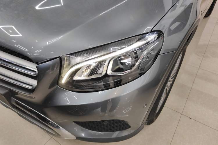 Used Mercedes-Benz GLC 2017 GLC 200 4MATIC
