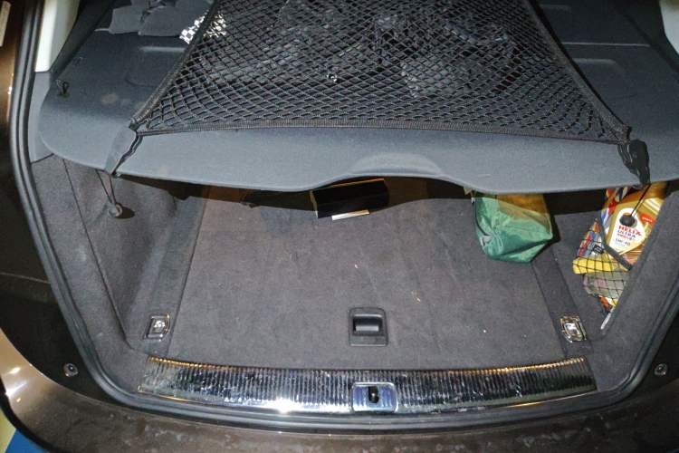 Used Audi Q5 2018 Collector's Edition 40 TFSI Technology Model Trunk