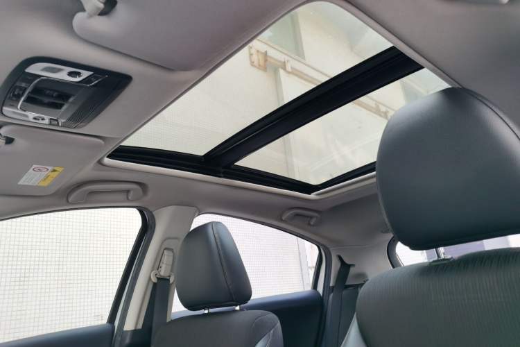 Used Honda Vezel 2020 1.5L CVT Pioneer Edition
