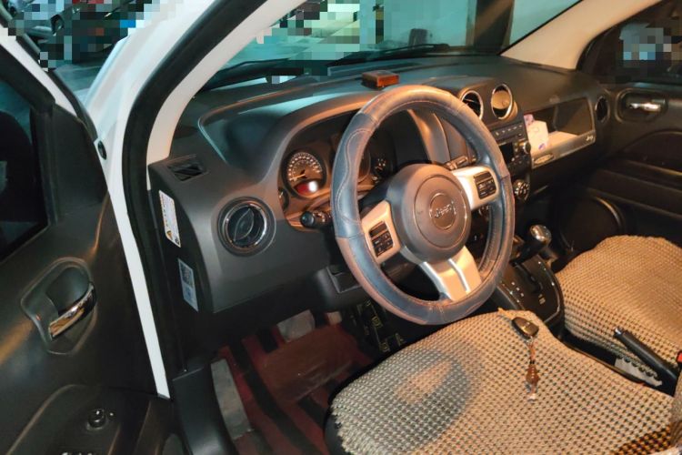 Used Jeep Compass 2012 2.0L two-wheel drive sport version