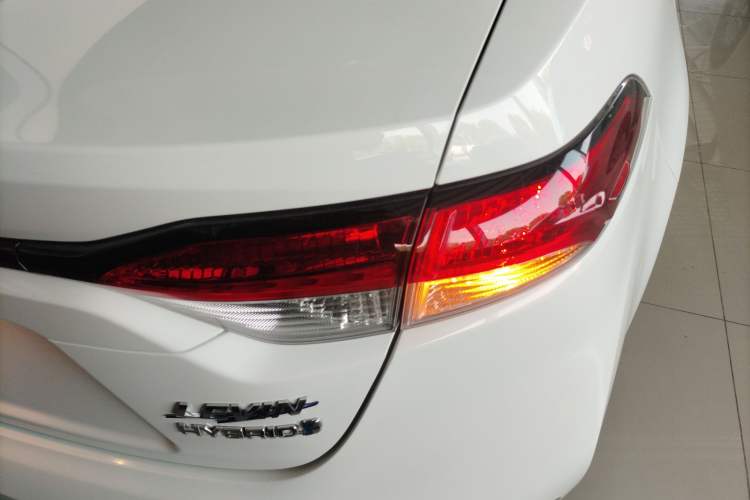 Used Toyota Levin 2023 Smart Electric Hybrid Dual-Engine 1.8L Sport Edition