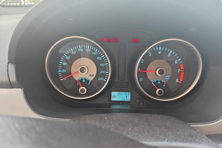 Used Buick Excelle 2015 1.5L Automatic Classic Model
