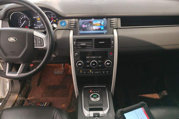 Used Land Rover Discovery Sport 2017 2.0T SE