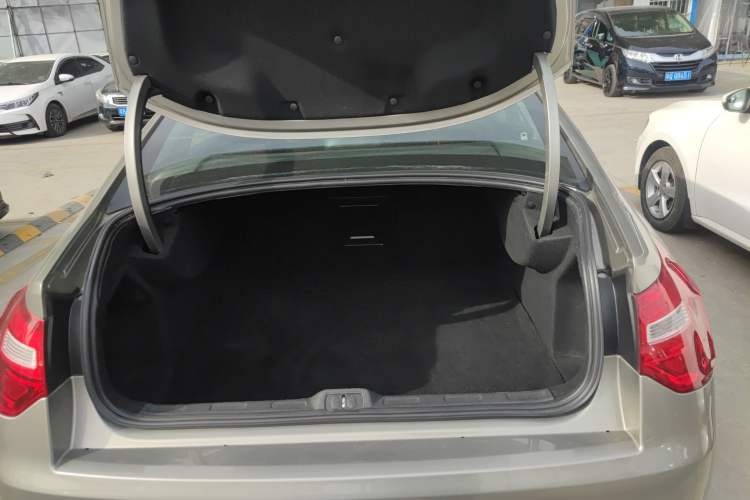 Used Citroen C5 2014 1.6T Automatic Prestige Model