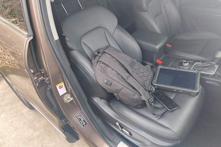 Used Haval H6 Coupe 2015 Blue Label 2.0T Automatic Two-Wheel Drive Elite Model
