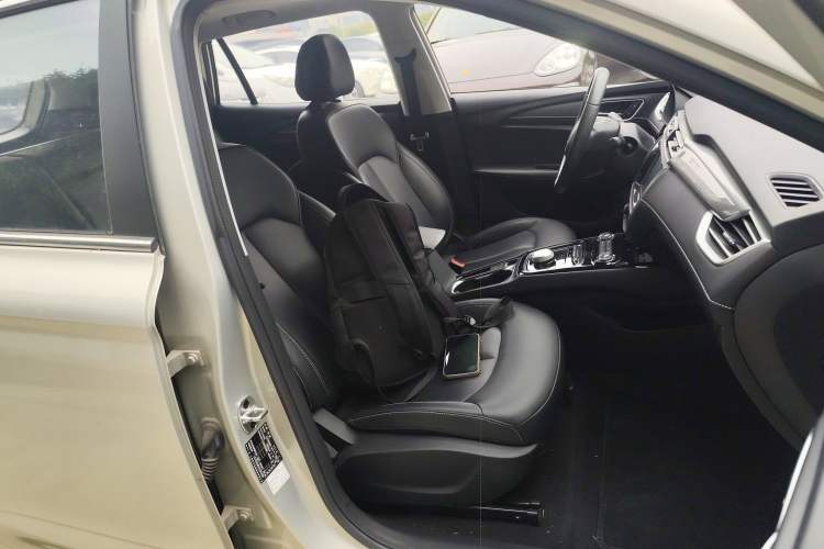 Used Roewe Ei5 2018 Internet Flagship Edition
