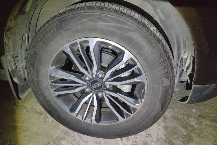 Used Geely Auto Vision X6 2016 1.3T CVT Flagship Model