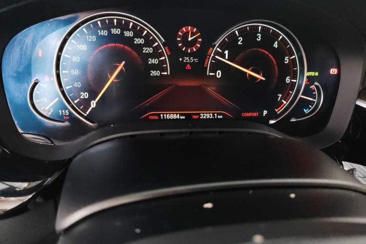 Used BMW 5 Series 2018 525Li M Sport Package Odometer Close Up