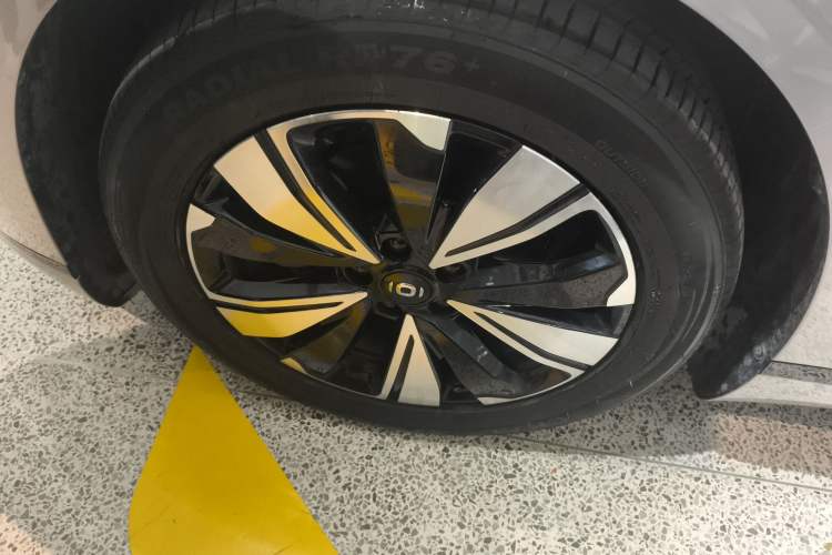 Used CHANGAN NEVO A07 2025 Range-Extended "True Fragrant" Edition 230 Luxury Version Exterior 4