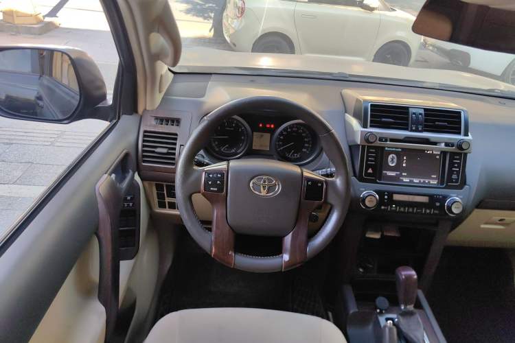 Used Toyota Prado 2014 2.7L Automatic Standard Edition