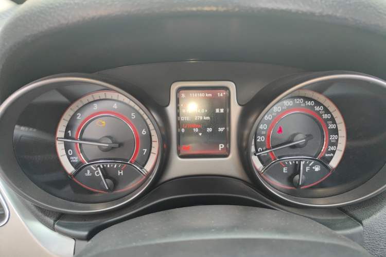 Used Dodge Journey 2014 2.4L Two-Wheel Drive Touring Edition Instrument Cluster