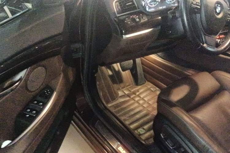 Used BMW 5 Series GT 2014 528i Luxury Edition
