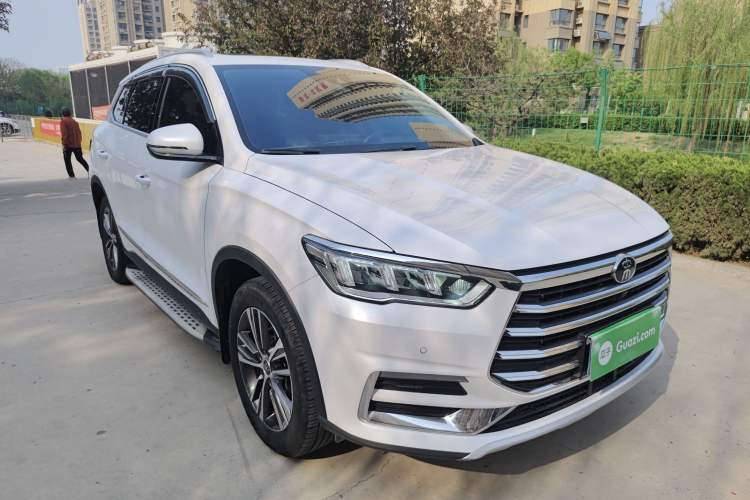 Used BYD Song Pro 2019 1.5T Automatic Luxury Model Front Right 45 Deg