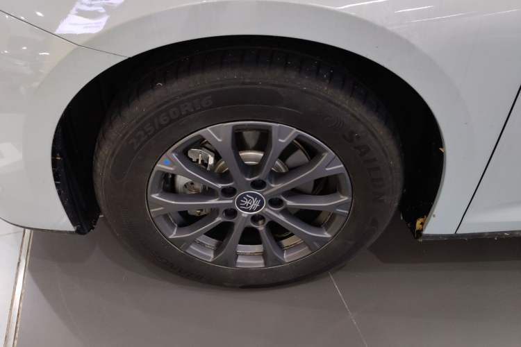 Used BYD Qin L 2024 DM-i 80KM Leading Model
