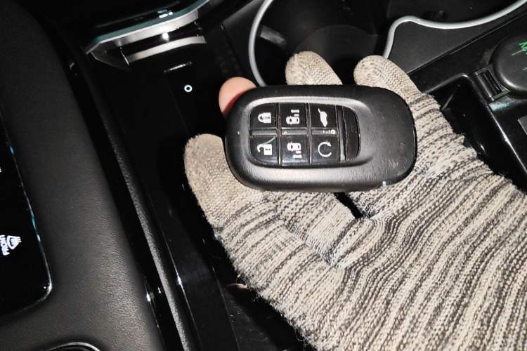 Used Honda Elysion 2024 2.0L eHEV Luxury Edition