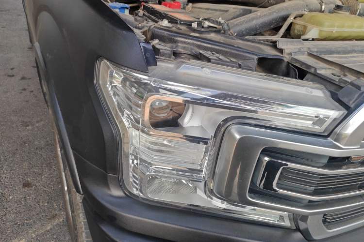 Used Ford F-150 Raptor 2019 3.5T LTD Right Front Headlight