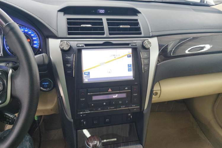 Used Toyota Camry 2015 Dual-Engine 2.5 HG Luxury Navigation Edition Audio And AC Panel