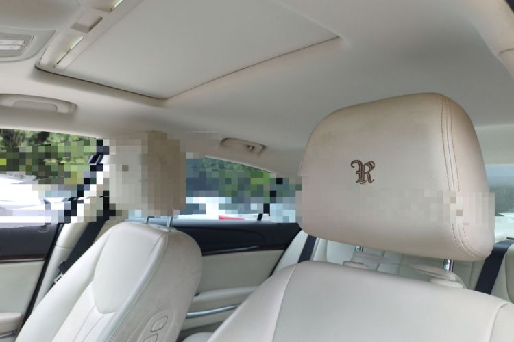 Used Roewe e950 2017 50T Hybrid Connected Executive Edition Headliner