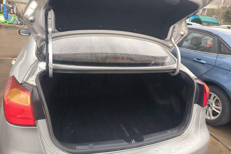 Used Kia K3 2015 1.6L Automatic GLS